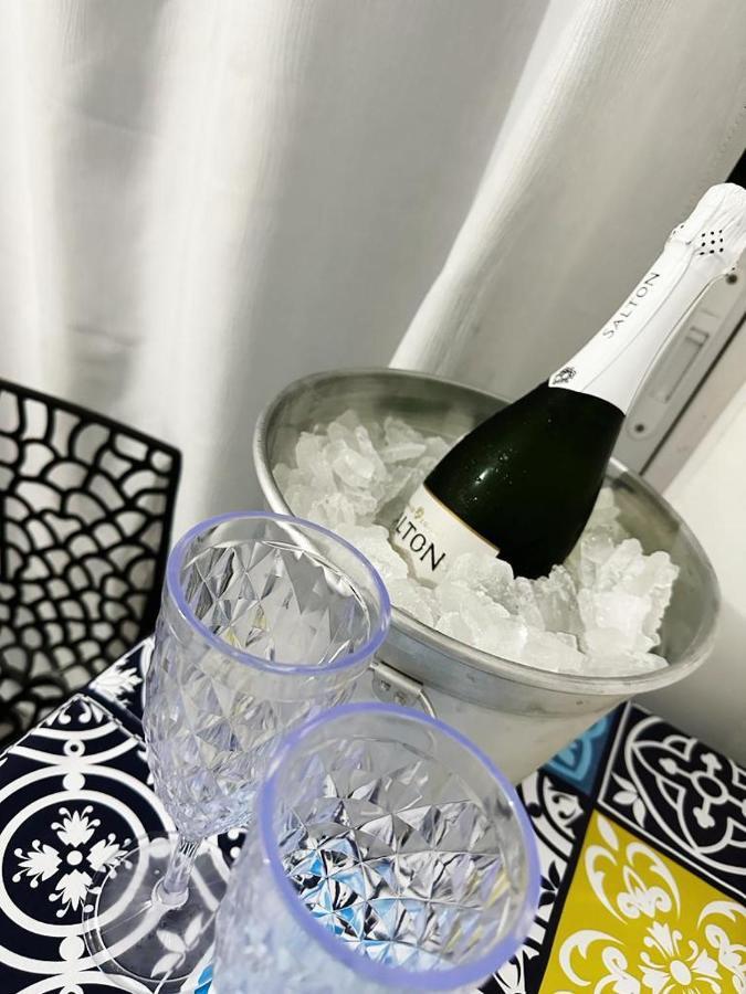 Praia Dos Anjos - Suites 阿拉亚尔-杜卡布 外观 照片